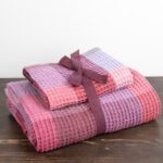 BINGO Toalla de baño a cuadros lila