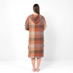 BINGO Poncho de cuadros marrones