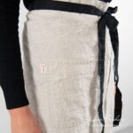 BISTRO SHORT Delantal gris