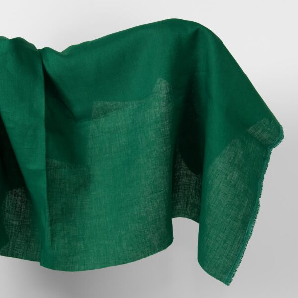 Tejido de lino color verde oscuro vibrante