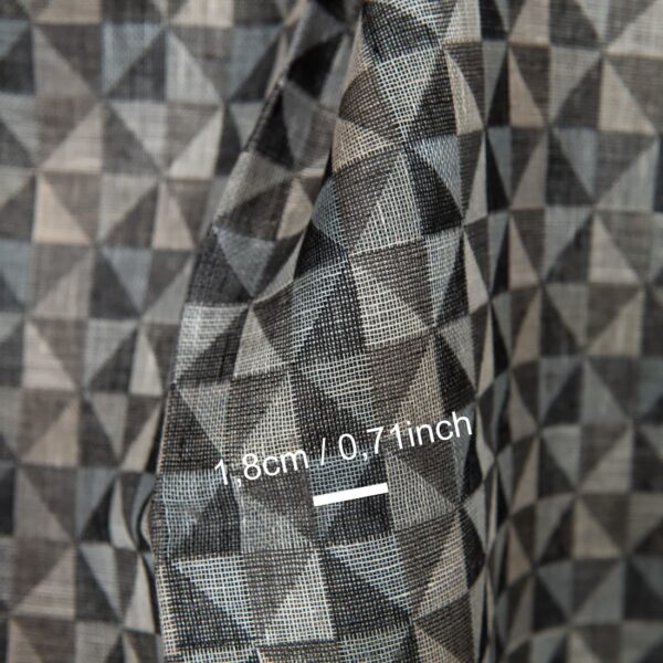 Tela de lino jacquard negra y gris con estampado de triángulos - Imagen 4