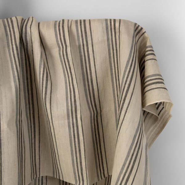 Tejido de lino beige con rayas grises