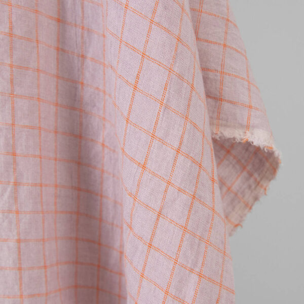 Tejido de lino lila con cuadros naranja lavado - Imagen 2