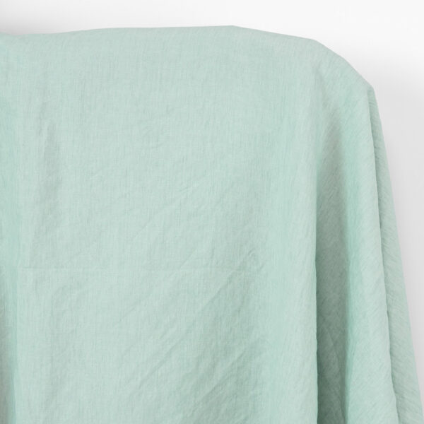 Tejido de lino verde menta pálido, lavado